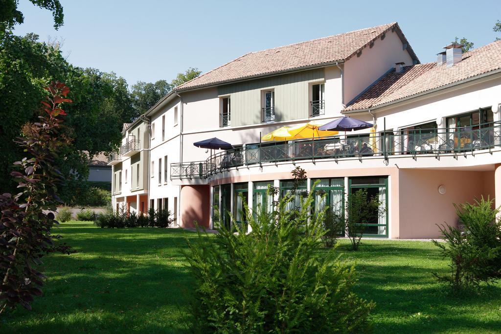Logis Hotel - Restaurant Le Tulipier ヴィエンヌ・ル・シャトー 部屋 写真